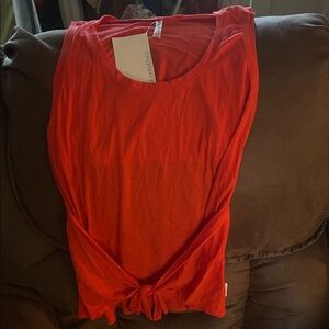 NWT! Fabletics Sleeveless Hi-Lo Tee